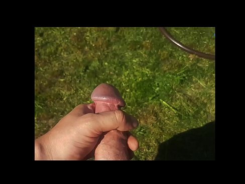 ❤️ Horúca kočka si nechá jebnúť ružovú kundičku a vystrieka sa so squirtom v letnej záhrade ❤❌ Sex video na sk.dickies-shop.ru