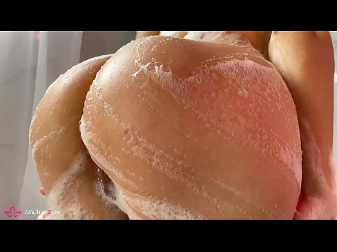 ❤️ Brunetka masturbuje kundičku s vibrátorom až do intenzívneho orgazmu v sprche ❤❌ Sex video na sk.dickies-shop.ru
