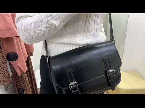 ❤️ Verejná masturbácia mladej sučky FeralBerry s robertkom v skúšobnej miestnosti ❤❌ Sex video na sk.dickies-shop.ru