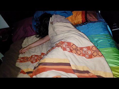 ❤️ Nevlastný syn nadáva svojej mladej nevlastnej matke, zatiaľ čo ona spí. ❤❌ Sex video na sk.dickies-shop.ru