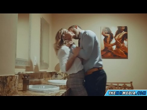 ❤️ Keď vás prsnatá blondínka zvádza na verejných toaletách ❤❌ Sex video na sk.dickies-shop.ru